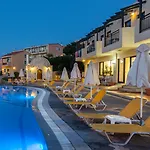 Asterias Village Appart hôtel 4*