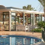 Aparthotel Asterias Village
