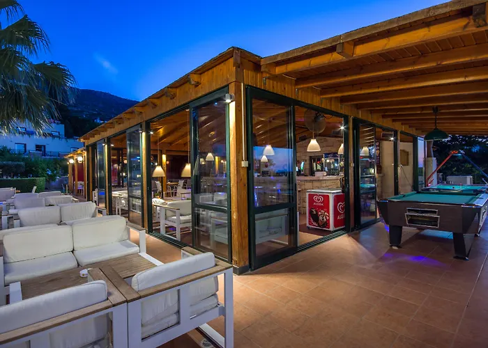 Aparthotel Asterias Village Hersonissos (Crete)