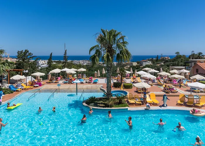 Asterias Village Апарт-готель 4*