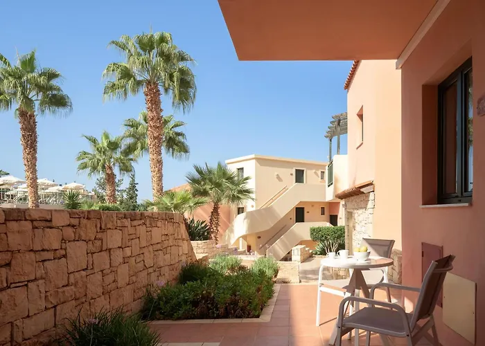 Aparthotel Asterias Village 4*