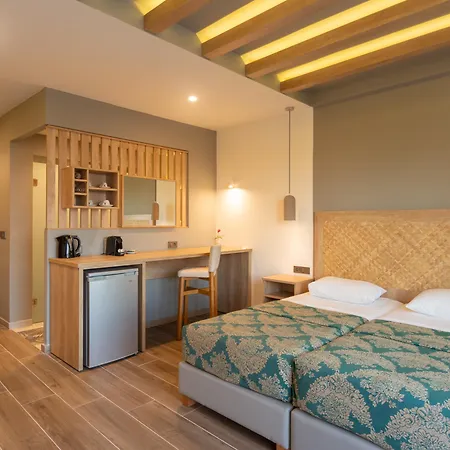 Asterias Village 4*