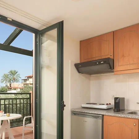 Asterias Village 4*