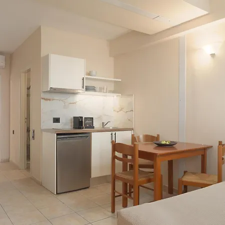Asterias Village Apart Otel 4*