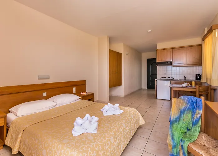 Asterias Village מלון דירות הרסוניסוס