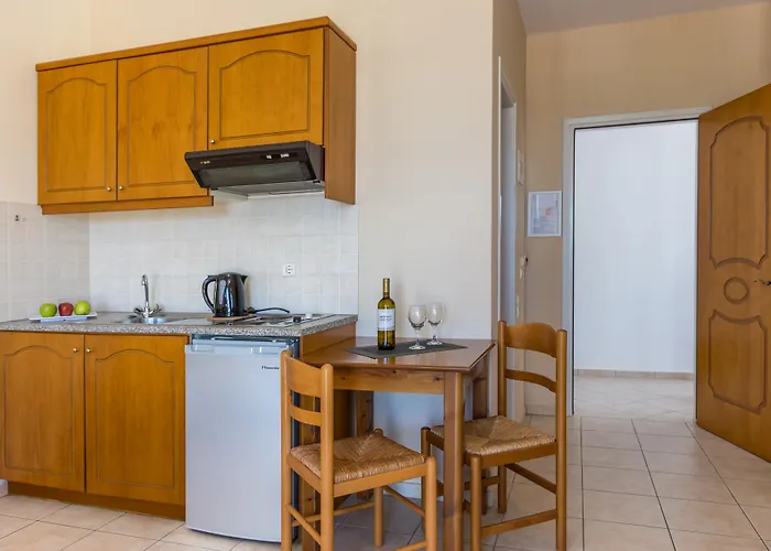 מלון דירות Asterias Village הרסוניסוס